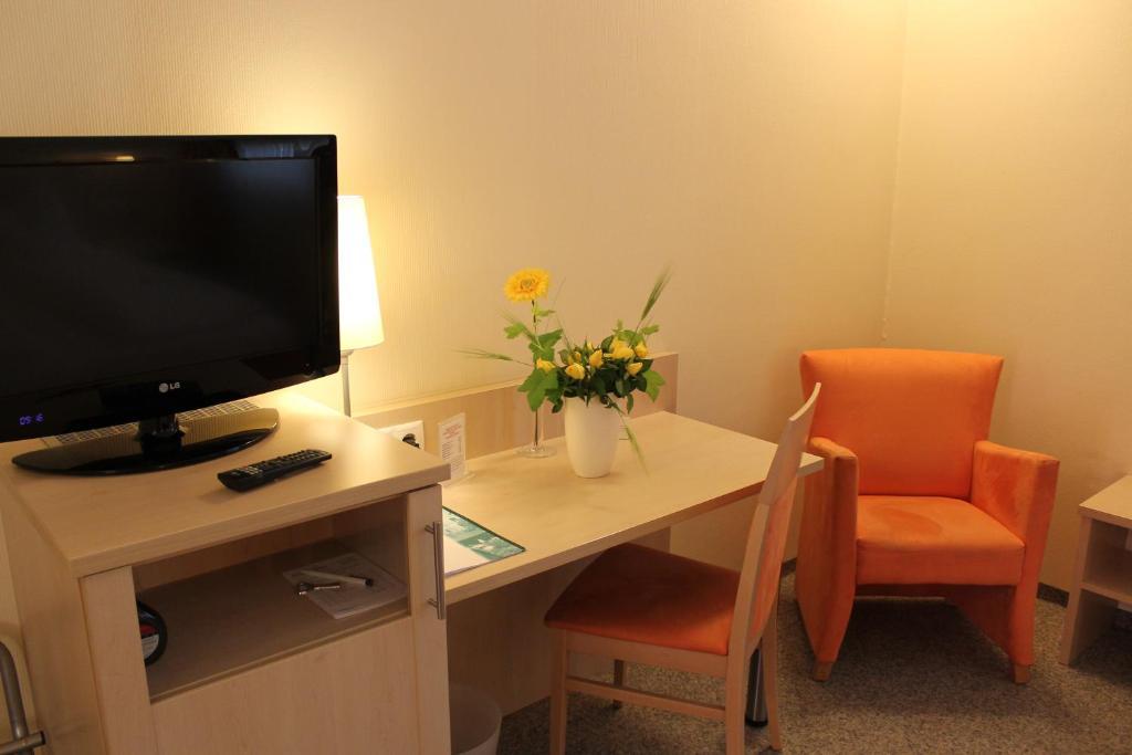Hotel Petzengarten Nuremberg Room photo